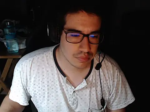 thealfawolf01 online show from 03-10-25, 12:40