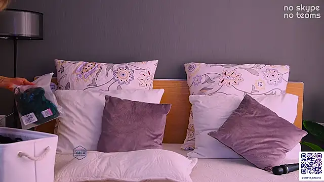 PannaDakota online show from 09-30-25, 06:18