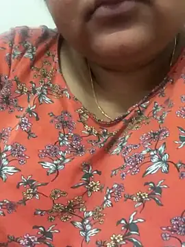 smile pretty online show from 02-18-25, 02:27