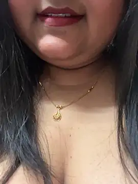 smile pretty online show from 03-20-25, 06:20