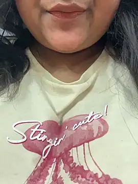 Snapshot of smile_pretty chatting on 02-06-26, 03:26 smile pretty online show from 02-06-26, 03:26