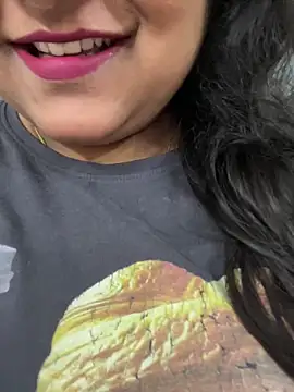 Snapshot of smile_pretty chatting on 03-14-26, 04:56 smile pretty online show from 03-14-26, 04:56