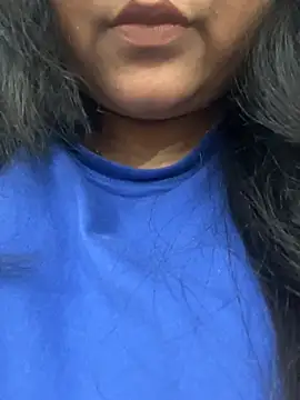 Snapshot of smile_pretty chatting on 03-18-26, 06:00 smile pretty online show from 03-18-26, 06:00