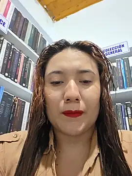 Snapshot of Blushing_Katy chatting on 07-01-26, 12:12 Blushing Katy online show from 07-01-26, 12:12