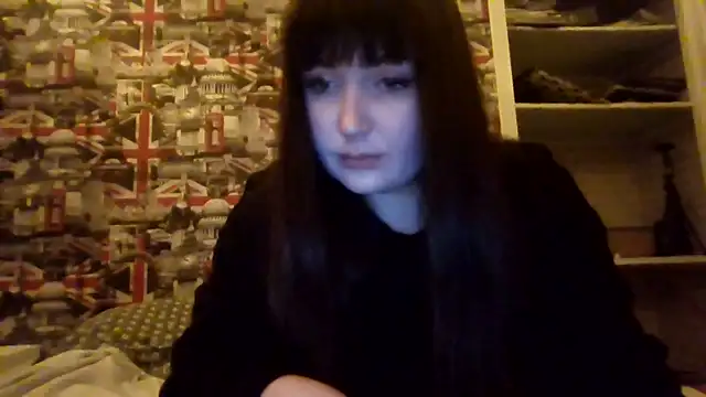 Lynylou online show from 11-29-25, 08:12