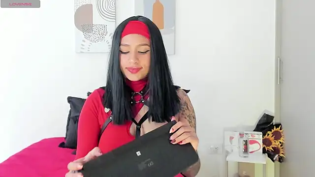 SeleneClark online show from 10-30-25, 08:09