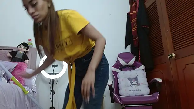 kendallsweet7 online show from 09-19-25, 07:03