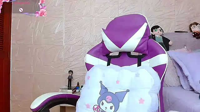 kendallsweet7 online show from 10-17-25, 07:49