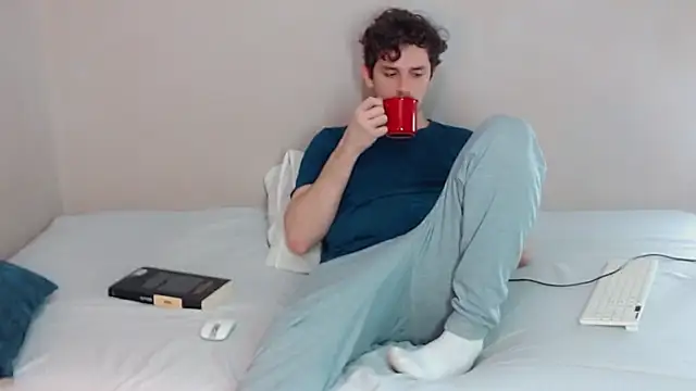 Elio555 online show from 02-11-25, 01:41