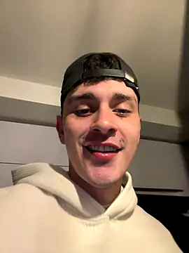 bastia noooo online show from 10-17-25, 06:05