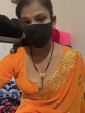 Snapshot of hottiess69 chatting on 12-13-24, 06:16 hottiess69 online show from 12-13-24, 06:16