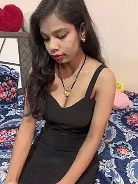 Snapshot of hottiess69 chatting on 02-11-25, 03:29 hottiess69 online show from 02-11-25, 03:29