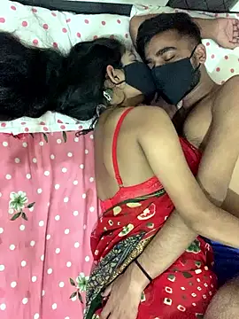 Snapshot of hottiess69 chatting on 09-13-25, 05:29 hottiess69 online show from 09-13-25, 05:29