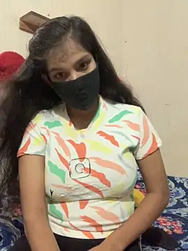 Snapshot of hottiess69 chatting on 09-20-25, 03:46 hottiess69 online show from 09-20-25, 03:46