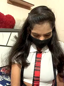 Snapshot of hottiess69 chatting on 10-13-25, 07:36 hottiess69 online show from 10-13-25, 07:36