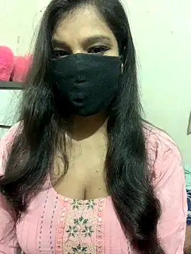 Snapshot of hottiess69 chatting on 10-15-25, 05:46 hottiess69 online show from 10-15-25, 05:46