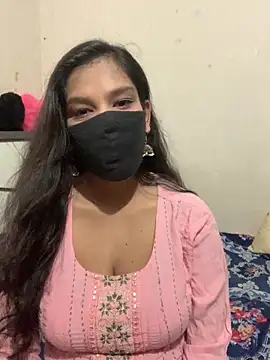 Snapshot of hottiess69 chatting on 10-17-25, 12:52 hottiess69 online show from 10-17-25, 12:52