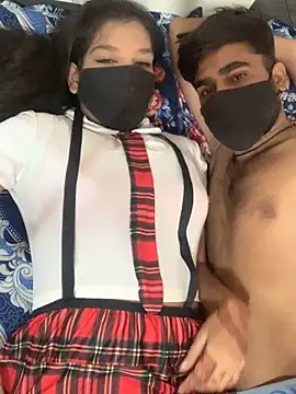 Snapshot of hottiess69 chatting on 10-18-25, 03:09 hottiess69 online show from 10-18-25, 03:09