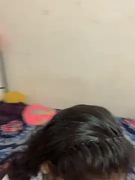 Snapshot of hottiess69 chatting on 10-22-25, 06:46 hottiess69 online show from 10-22-25, 06:46