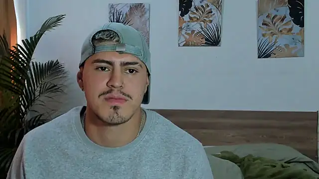 Baltazar Dupont online show from 03-19-25, 01:40