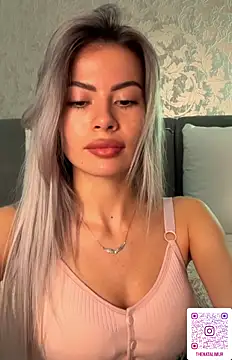 Snapshot of Natalimuur chatting on 11-19-25, 03:01 Natalimuur online show from 11-19-25, 03:01