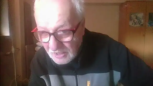 Snapshot of Sammy1660 chatting on 05-16-26, 09:28 Sammy1660 online show from 05-16-26, 09:28
