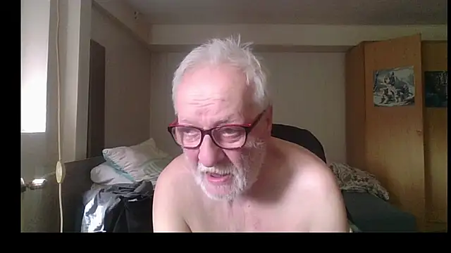 Snapshot of Sammy1660 chatting on 05-29-26, 12:58 Sammy1660 online show from 05-29-26, 12:58