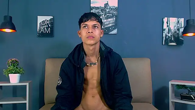 Levis Montes online show from 01-06-25, 05:06