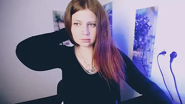 Lizzy Love online show from 04-16-26, 10:56