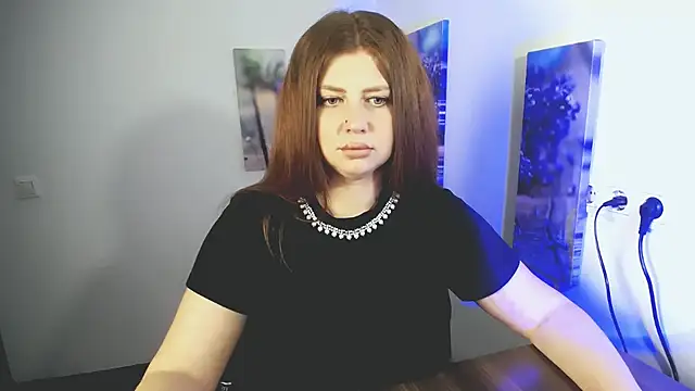 Lizzy Love online show from 05-15-26, 09:05
