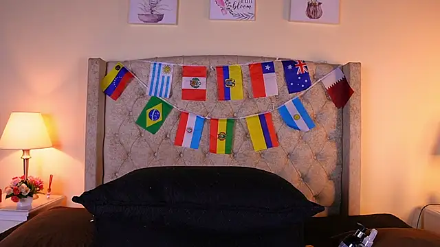 allisson m online show from 06-24-26, 12:04
