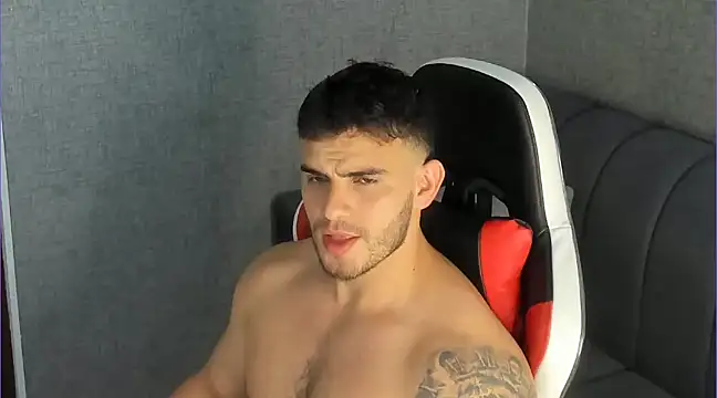 Ricardogo19 online show from 02-16-25, 07:38