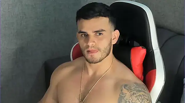 Ricardogo19 online show from 02-20-25, 03:01