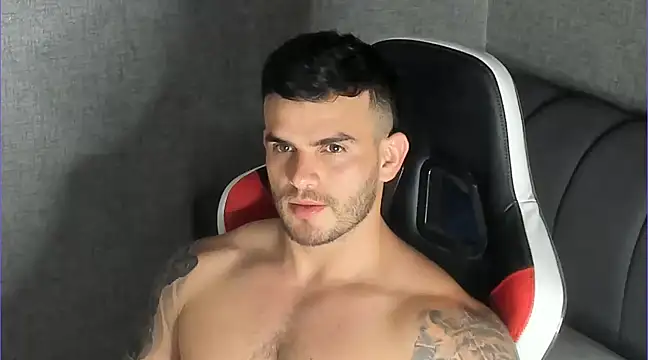 Ricardogo19 online show from 03-18-25, 02:25