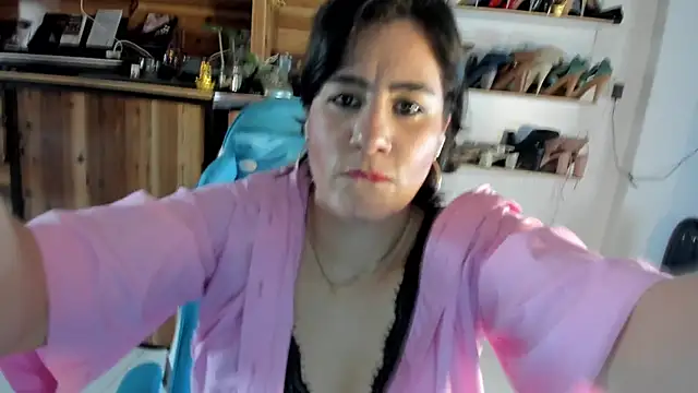 Cristina Vanegas631 online show from 04-17-26, 08:45