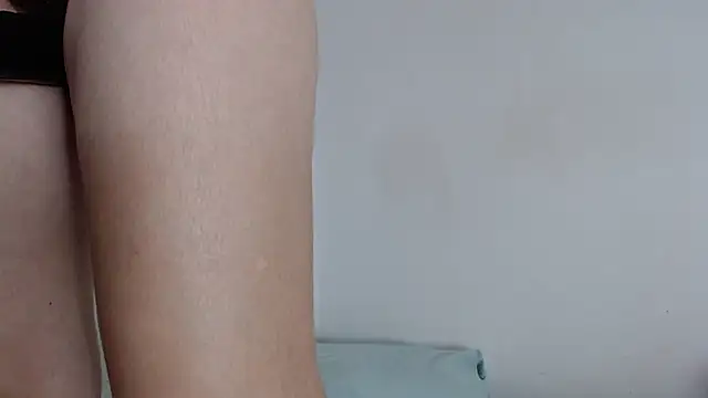 Niurca01  online show from 01-23-25, 05:52