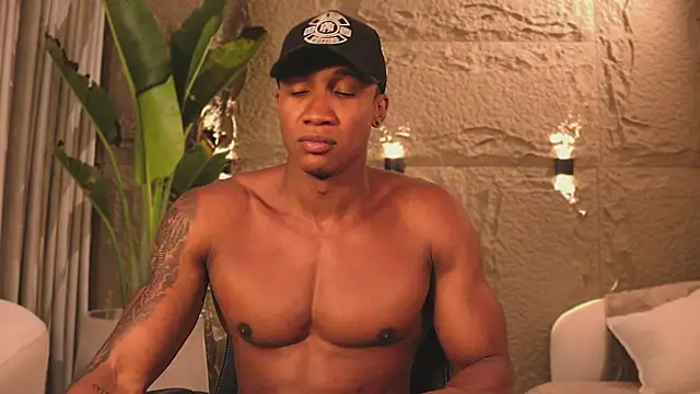 Logan Varela online show from 03-13-25, 09:26