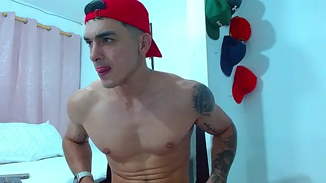 Snapshot of Big_ValentinHunk chatting on 02-26-25, 07:27 Big ValentinHunk online show from 02-26-25, 07:27