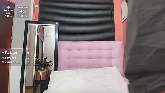 Snapshot of yourcuteneighbourr chatting on 01-16-25, 09:16 yourcuteneighbourr online show from 01-16-25, 09:16