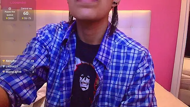 Snapshot of yourcuteneighbourr chatting on 02-15-25, 03:09 yourcuteneighbourr online show from 02-15-25, 03:09