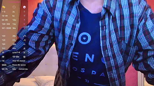 Snapshot of yourcuteneighbourr chatting on 02-21-25, 03:01 yourcuteneighbourr online show from 02-21-25, 03:01