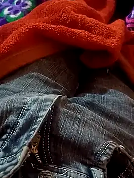 Snapshot of rjxraj chatting on 03-06-25, 04:28 rjxraj online show from 03-06-25, 04:28