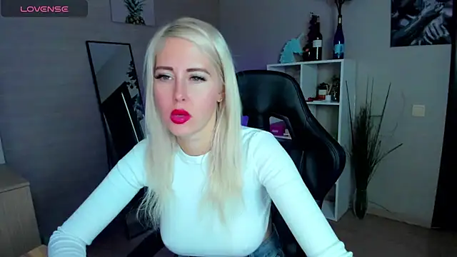 Mermaid N online show from 10-16-25, 01:39