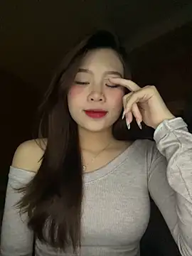 Snapshot of Bae1103 chatting on 01-18-25, 05:15 Bae1103 online show from 01-18-25, 05:15