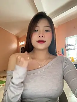 Snapshot of Bae1103 chatting on 01-19-25, 07:46 Bae1103 online show from 01-19-25, 07:46