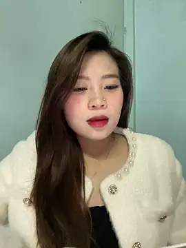 Snapshot of Bae1103 chatting on 01-29-25, 01:38 Bae1103 online show from 01-29-25, 01:38