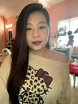 Snapshot of Bae1103 chatting on 09-19-25, 07:43 Bae1103 online show from 09-19-25, 07:43