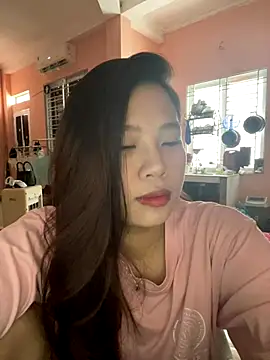 Snapshot of Bae1103 chatting on 10-10-25, 07:07 Bae1103 online show from 10-10-25, 07:07