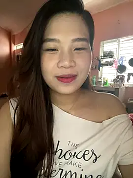 Snapshot of Bae1103 chatting on 10-20-25, 08:59 Bae1103 online show from 10-20-25, 08:59