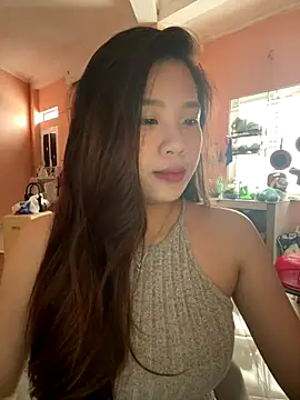 Snapshot of Bae1103 chatting on 10-26-25, 03:45 Bae1103 online show from 10-26-25, 03:45